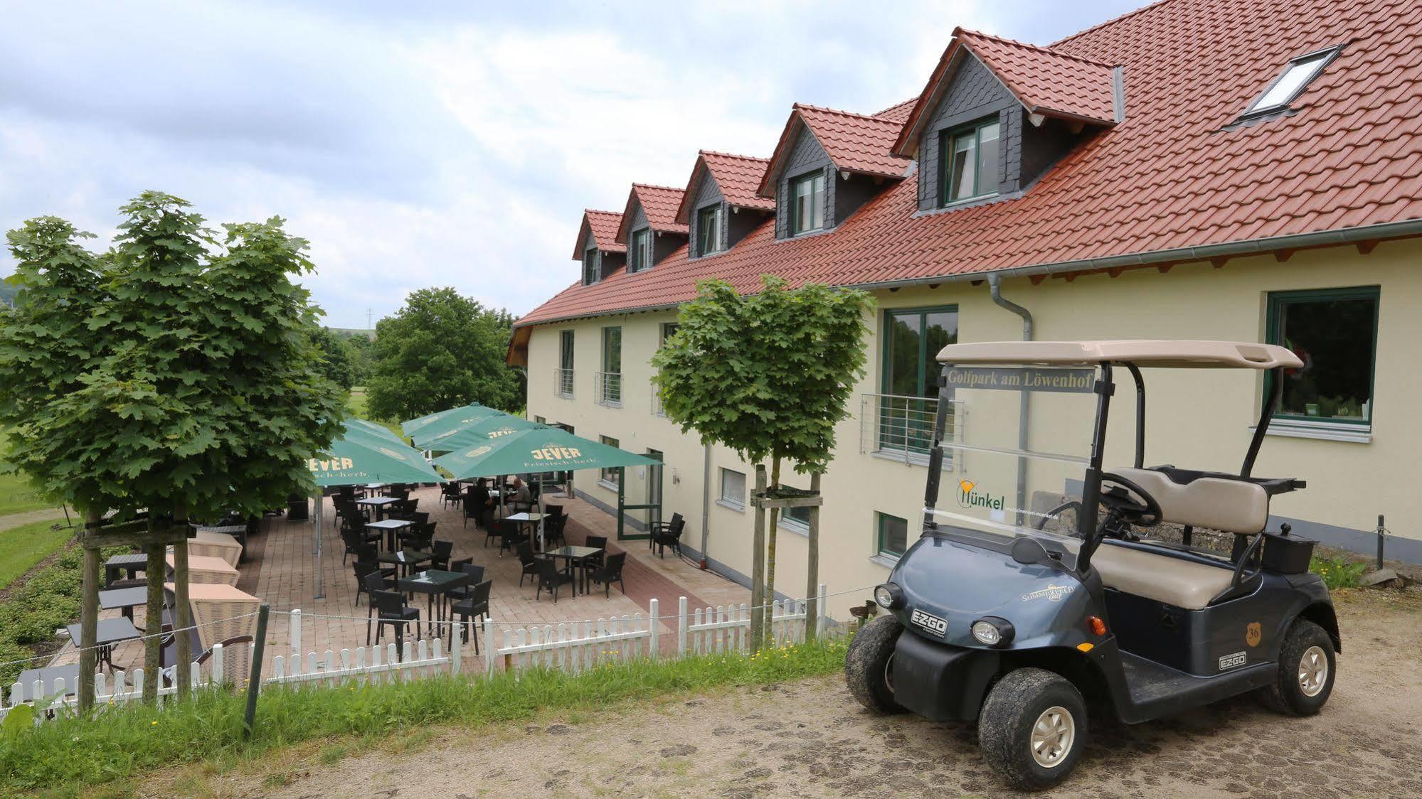 Apartments Golfpark Schlossgut Sickendorf เลาเทอร์บาค ภายนอก รูปภาพ
