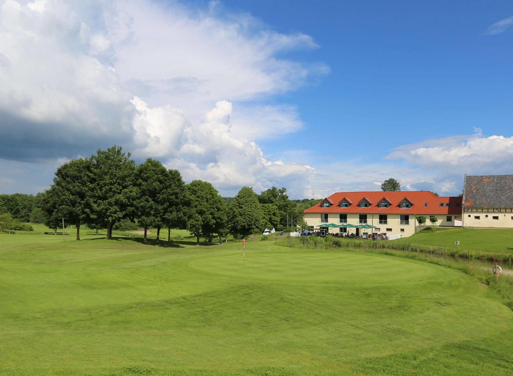 Apartments Golfpark Schlossgut Sickendorf เลาเทอร์บาค ภายนอก รูปภาพ